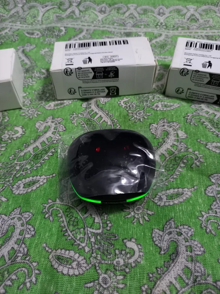 Auriculares TWS Pro 60 3.webp